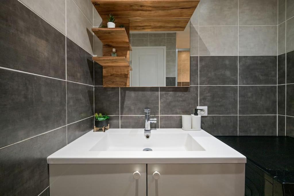 Appartement F3, 2 Chambres, 80M2 Nice Buitenkant foto